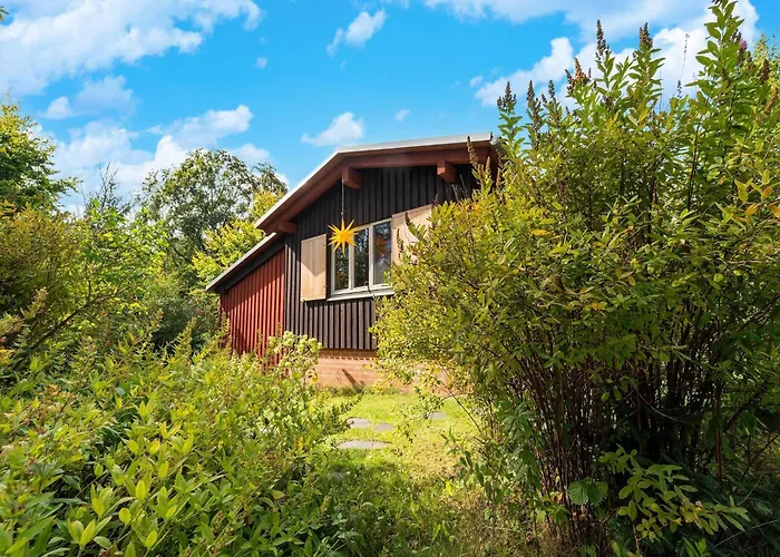 Forest-edge Nyaraló